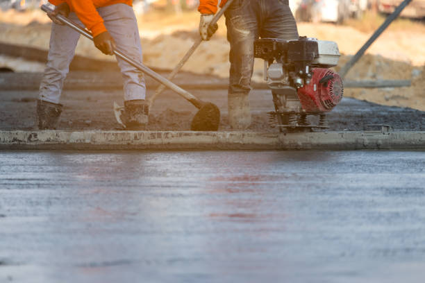 Best Custom Concrete Contractor  in Strasburg, VA
