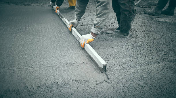 Best Concrete Driveway Installation  in Strasburg, VA